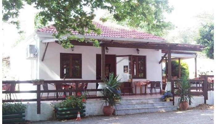 Ταβέρνα Τζίτζικας